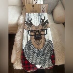 Deer Print Throw Blanket with Glasses